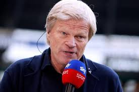 Seltener Einblick: Oliver Kahn zeigt sich beim Spaziergang mit Frau