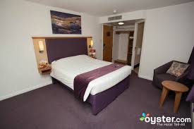 Enjoy a premier inn sleep every night by buying your own luxurious hypnos mattress and premier people rave about our tempting premier inn breakfast. Premier Inn Bristol City Centre Haymarket Hotel Beefeater Grill At The Premier Inn Bristol City Centre Haymarket Oyster Com Hotel Photos