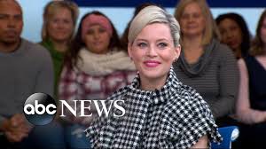 Elizabeth banks talks to jimmy about raising her two boys. Elizabeth Banks Shares Her Son S Thoughts On Her The Lego Movie 2 Character Youtube