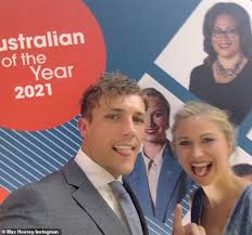 O törende ise gözyaşları içinde bir konuşma yaptı. Australian Of The Year Grace Tame Takes Sly Dig At Scott Morrison Over Climate Change Daily Mail Online