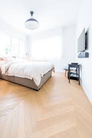 parquet perola en point de hongrie chene massif huile collection couleurs du temps emois bois point de hongrie parquet massif decoration interieure