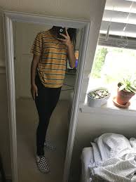 Black And Gold Vans Shirt Yellow Striped T Shirt Black Black Skinny Jeans Checkered Slip On Vans Outfits With Striped Shirts Striped Tshirt Outfit Skinny Jeans Outfit Summer
