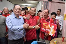 Pam tidak meletakkan calon dalam pirake itu tetapi menumpang kepada calon bn, yang meletakkan orang asli. Tanjung Piai Undi Melayu Cina Berpecah