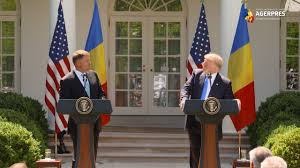 Mama soră medicală, tata cele şase case nu sunt şase: Donald Trump Si Klaus Iohannis DeclaraÅ£ii Comune La Casa AlbÄƒ Youtube