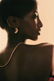 ÉVA MAGAZIN X REBORN