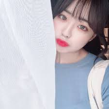女の子の印象を大きく変える二重幅 日本では幅広の平行二重が人気だけど 韓国で人気の二重幅は 日本人 顔 女の子 韓国