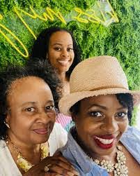 Marlene Hardesty's Instagram, Twitter & Facebook