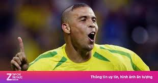 Ronaldo 'béo' ở đâu trong dàn tiền đạo vĩ đại