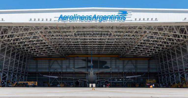 Resultado de imagen para Aerolineas Argentinas Mantenimiento"