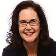 Laura Cisi's Instagram, Twitter & Facebook