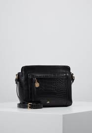 Check spelling or type a new query. Anna Field Umhangetasche Black Schwarz Zalando De