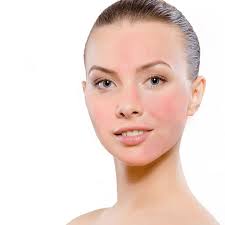 Da nhạy cảm là gì và những điều cần biết khi da nhạy cảm | HillsBeauty.vn