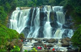 5 Tempat Wisata Air Terjun Di Bandung Yang Sejuk Nuswantari