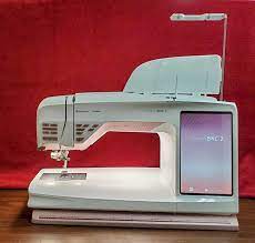 10 Epic Features Of The Husqvarna Viking Designer Epic 2 Ecosystems Viking Sewing Machine Epic 2