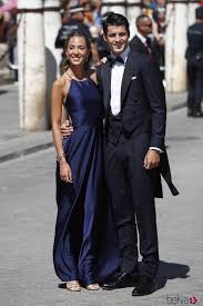 Álvaro morata no ha aguantado más y contesta a los usuarios de las redes que se han cebado con su mujer, alice campello, por su rápida recuperación postparto. Alvaro Morata Y Su Mujer Alice Campello A Su Llegada A La Boda De Pilar Rubio Y Sergio Ramos La Historia De Amor De Alvaro Morata Y Alice Campello En Imagenes