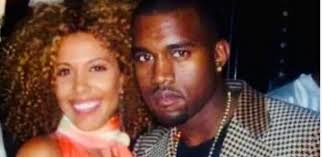 En août dernier, elle présentait sa première collection de maillots de bain, « avec des modèles très sur cette photo, on ne découvre pas la tête d'afida, coupée juste au dessus des lèvres, mais on la reconnaît à son impressionnante tignasse blonde. Tina Turner Va Se Marier