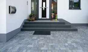 288 Jpg 805 480 Steinterrassen Hauseingang Treppen Hofeinfahrt