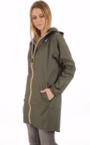 Nous vous proposons des vestes pour femme confortables, pour se protéger du vent, du froid ou de la pluie à chaque saison. K Way Femme Vestes Impermeables La Canadienne