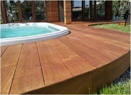 Genießen sie ihre zeit mit diesen whirlpool malibu k2o. Pool Deck Aus Holz Oder Wpc Tipps Und Gestaltungsmoglichkeiten Neu Haus Designs Poolumrandung Holz Pool Umrandung Pool Deck Ideen