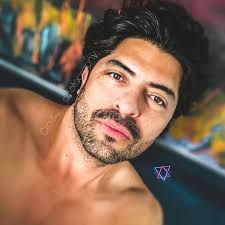 Ricky Ricks (@croittle) • Instagram photos and videos