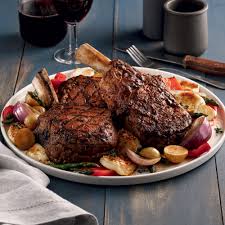 Ils sont faits l'un pour l'autre. Cotelettes De Veau De Grain Cajun Papillote De Legumes Et Halloumi 5 Ingredients 15 Minutes