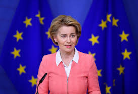 Este medic și directorul unei companii medicale. Salariul Uluitor Pe Care Il IncaseazÄ Ursula Von Der Leyen