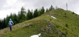 Der sonnwendstein ist jetzt schon zum greifen nahe. Hirschen Kogel Erzkogel Sonnwendstein Wanderungen Und Bergtouren