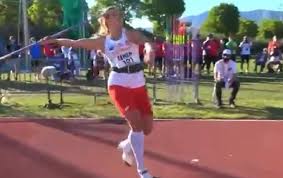 Zawodnicy i zawodniczki rywalizują w rzucie oszczepem podczas igrzysk olimpijskich (mężczyźni od 1908, a kobiety od 1932 roku), mistrzostw europy, mistrzostw świata oraz licznych mityngów lekkoatletycznych. Niesamowity Wyczyn Marii Andrejczyk Rekord Polski I Najlepszy Wynik Od 10 Lat Wideo Lekkoatletyka Sport Pl