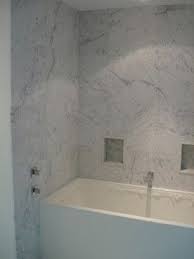 Prodotte nel nostro stabilimento italiano. Private Residence Bianco Carrara C Custom Honed Saturnia Light Select Bianco Carrara Carrara Bianco