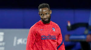 انضم ديمبيلي إلى أتلتيكو مدريد على سبيل الإعارة مع خيار الشراء من ليون في يناير، ثم حصل على القميص رقم 19 الذي كان يرتديه في السابق دييجو كوستا. Ø£ØªÙ„ØªÙŠÙƒÙˆ Ù…Ø¯Ø±ÙŠØ¯ ÙŠØ¹Ù„Ù† Ø¥ØµØ§Ø¨Ø© Ù…ÙˆØ³Ù‰ Ø¯ÙŠÙ…Ø¨ÙŠÙ„ÙŠ Ø¨ÙÙŠØ±ÙˆØ³ ÙƒÙˆØ±ÙˆÙ†Ø§ Ø§Ù„Ù…Ø±ÙƒØ² Ø§Ù„ÙÙ„Ø³Ø·ÙŠÙ†ÙŠ Ù„Ù„Ø¥Ø¹Ù„Ø§Ù…