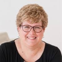 Lois Nix's Instagram, Twitter & Facebook