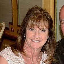 Diane Grube's Instagram, Twitter & Facebook