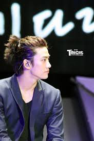 10 Male K Pop Idols You Forgot Had Long Hair Koreaboo Korean Long Hair Boys Long Hairstyles Long Hair Styles