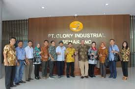 Hal ini di dasarkan pada uu 13/2003 pasal 77 ayat (2) yang menjelaskan sbb: Perusahaan Asing Wajib Ikuti Aturan Lokal Warta Dprd Provinsi Jawa Tengah