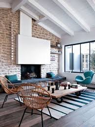Hameau Familial Sur L Ile De Re Maison Couleurs Vacances Et Design Renovation Vieille Maison Maison En Pierre Architecte Interieur