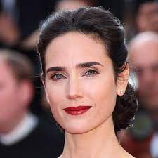 Hair colors for your skin tone cannot be properly selected without keeping eye pigment in mind. Best Hair Colors For Women Over 40