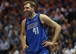 The latest stats, facts, news and notes on dirk nowitzki of the dallas. Dirk Nowitzki Basketball Ikone Mit Liebe Zum Tennis Tennis Magazin
