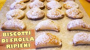 Inoltre ti puoi sbizzarire ad inventare nuove forme per i tuoi biscotti: Biscotti Di Frolla Ripieni Ricetta Facile Il Paradiso Delle Tentazioni Youtube