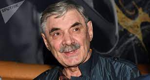 Также художник работал над лентами кольца альманзора,признать виновным, внимание! V Ssha Umer Akter Aleksandr Kuznecov