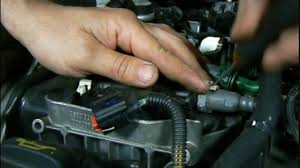 How often to change the engine oil on your peugeot 3008. Fuel Filter Peugeot Rcz Diesel Sostituzione Filtro Gasolio Peugeot Rcz Youtube