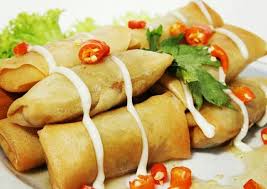 Lumpia adalah satu makanan ringan khas indonesia yang memiliki beragam varian berdasarkan isiannya. Resep Lumpia Jamur Saos Nanas Yummyy Kiriman Dari Amelia Suryani Latief Koleksi Ratusan Ribu Resep Masakan Persembahan Blognya Jenny
