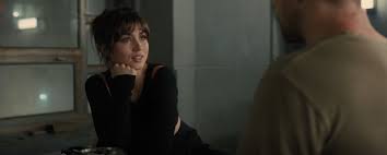 K's joi is depicted in this way, providing loving warmth when he returns home and when he learns he's might have been born from a replicant. Blade Runner 2049 Director Denis Villeneuve Responds To Criticism Of Female Characters