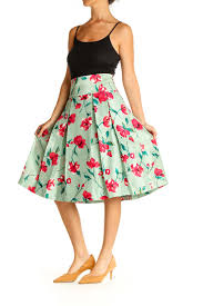 It is simple yet fashionable to wear especially for the casual style. Express Design Studio Green Floral Print Retro Flared Skirt Polyester Silk Silkroll