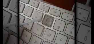 Gently detach the key up. How To Clean An Aluminum Apple Keyboard By Removing Its Keys Computer Hardware Wonderhowto