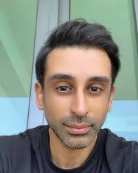 Last little bits of 2022 .. grateful for all of it 🙏🏾⁣ ⁣ ⁣ ⁣ ⁣ ⁣ ⁣ ⁣  #doctor #skincare #medicine #rhode #rhodeskincare #86elm #skinmedicinals  #beauty #knicks #vogue