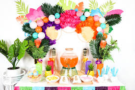 Ideas and items that create a hawaiian atmosphere for your party. Hawaiian Theme Decorations Novocom Top