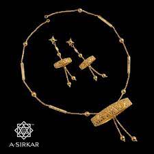Dol Madol Negligee Necklace The Negligee Necklace Sums Up The Zeitgeist Of T Gold Necklace Indian Bridal Jewelry Gold Jewelry Fashion Indian Jewelry Earrings