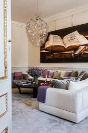 323 likes · 38 talking about this · 211 were here. Royals Heimlicher Blick Hinter Die Palastmauern Gala De