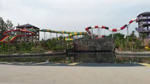 Keunikan waterboom di sukoharjo adalah lokasi waterboom di tengah hutan jati. Lokasi Jogja Bay Pirates Adventure Park Tempat Wisata Baru Di Jogja Yang Perlu Di Coba Daka Tour