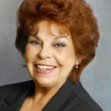 Jackie Alberti's Instagram, Twitter & Facebook